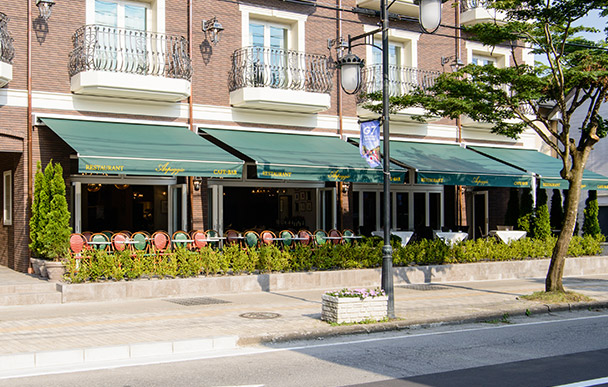 Cafe