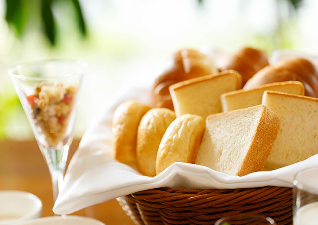Example of a Japanese and Western-style breakfast buffet