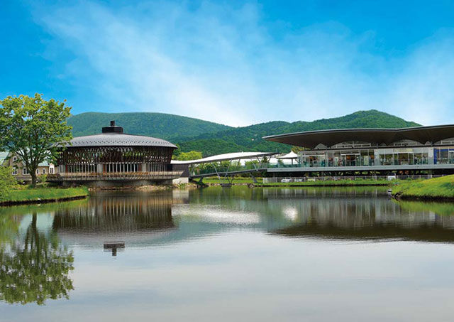 Karuizawa Shopping Plaza / Karuizawa Town