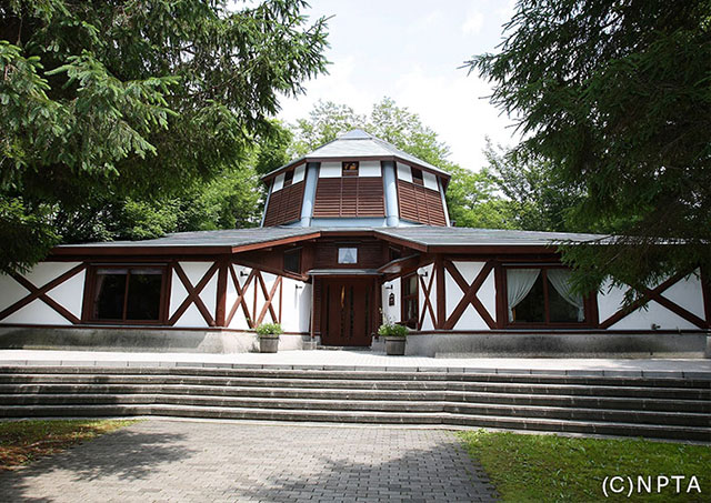 Karuizawa Picturebook Museum / Karuizawa Town