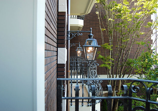 balcony